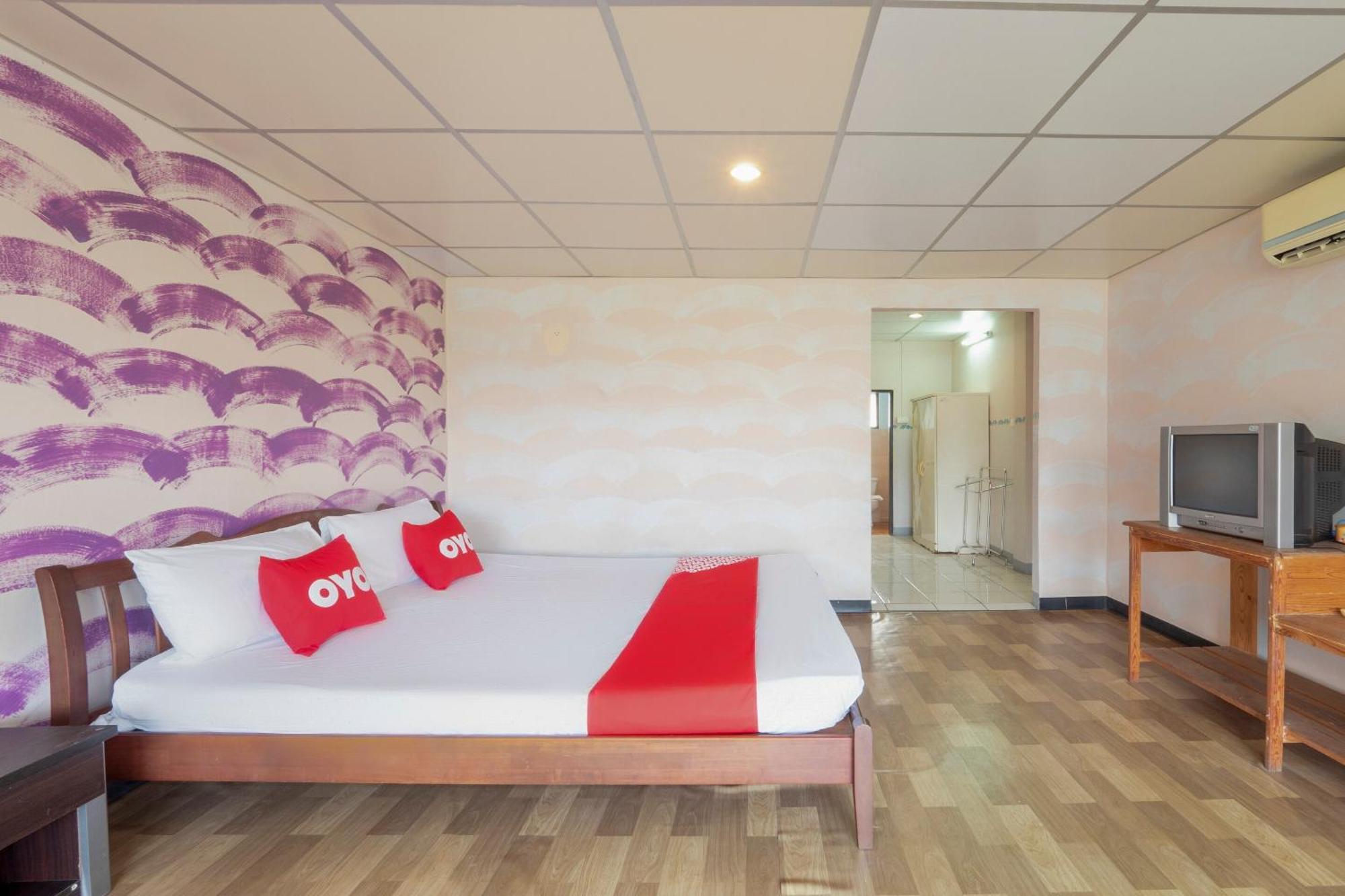 Oyo 1152 Hongpak Mint Hotel Bang Saen Luaran gambar